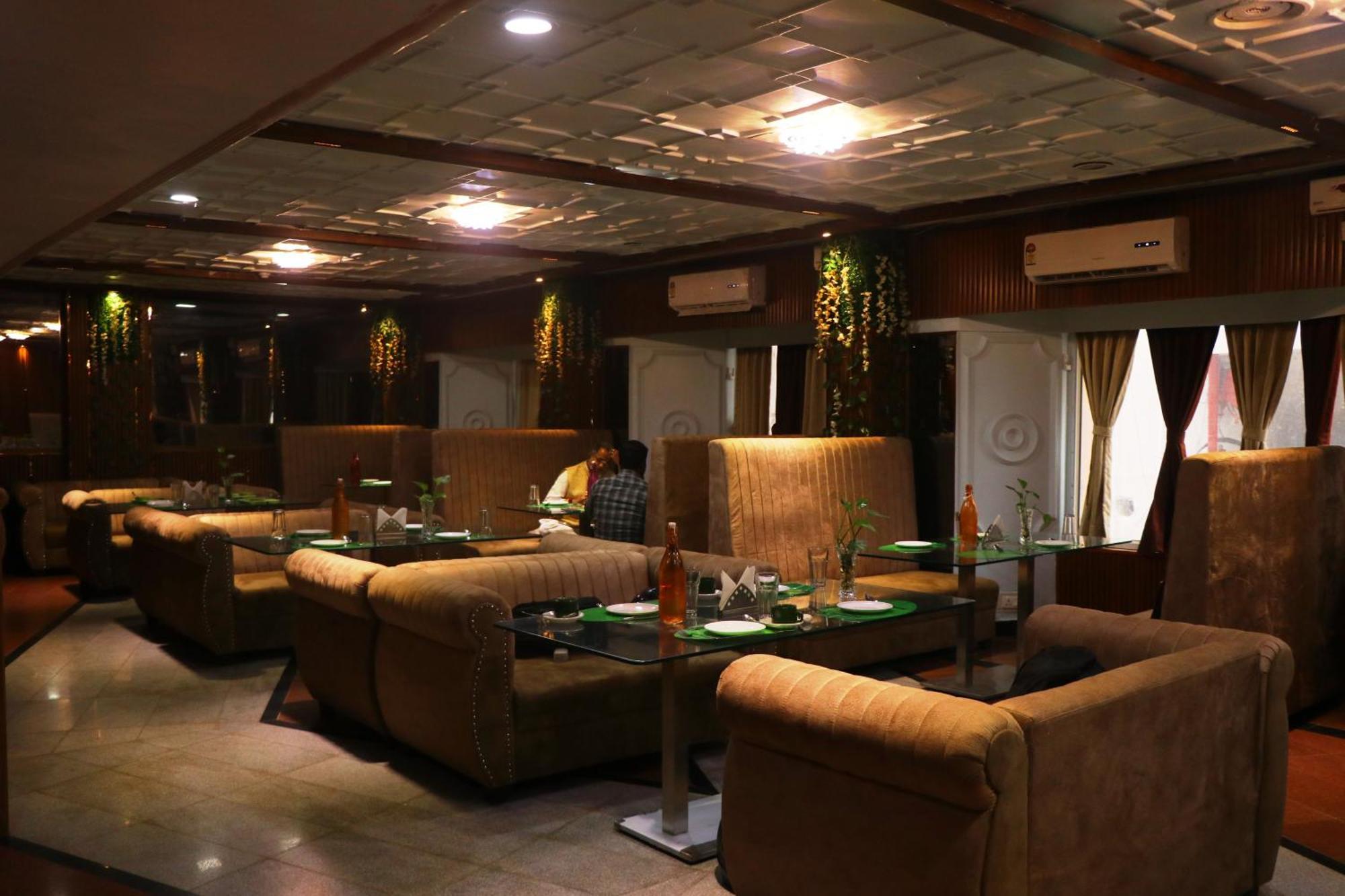Hotel Samrat International باتنا المظهر الخارجي الصورة